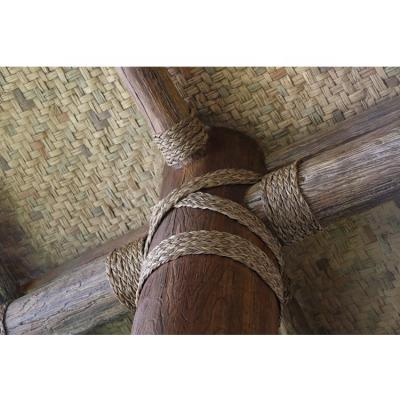 China Three Stranded Traditional Fire Retardant Woven Garden Rope With Synthetic Thatch for sale