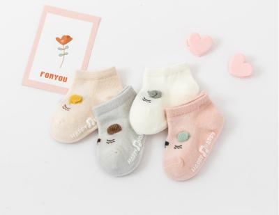 China Boutique Fashion Breathable Wholesale Solid Color Anti Skid Non Slip Infant Newborn Baby Toddler Boys Girls Bumps Children Cotton Gift Set Soc for sale