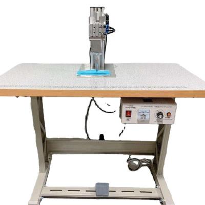 China Factory Earloop Welder Non Woven Mask Spot Welder Ultrasonic Welding Machine For Clearance Cloth for sale