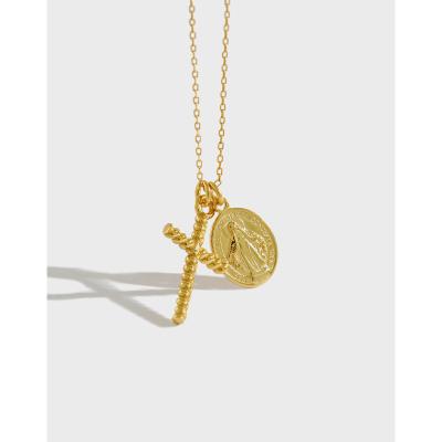 China 2021 new Korean version of the punk of the cross chain necklace S925 wild gold-plated twist counfemale necklace io cross chain for sale