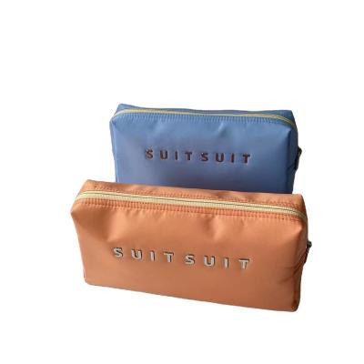 China Wholesale Custom Logo Gold Zipper Cosmetic Bag Fashion Women Travel Universal Organizer Pink Square Makeup Bag for sale