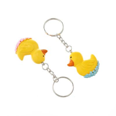 China Creative Souvenir Duckling Birthday Party Favor Party Favor Promotion Gift Box Baby Key Chain for sale