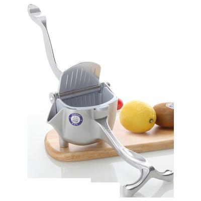 China Hot Sale Zogift 2022 Viable Sale Kitchen Stainless Steel Hand Squeezer Squeezer Machine Manual Fruit Squeezer Machine for sale