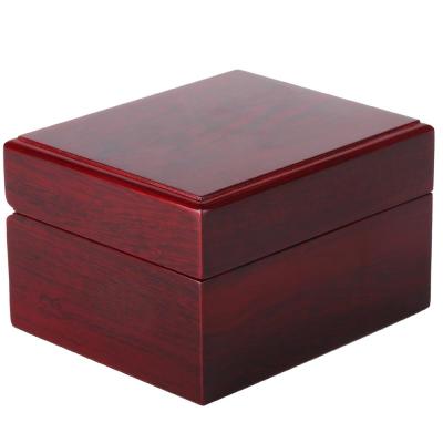 China Handmade Rosewood Wooden Watch Box High Quality Wooden Box Eco-friendly Handmade for sale