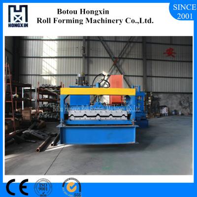 China Reliable Colored Roof Roll Forming Machine With Zinc Plate Steel Profile for sale