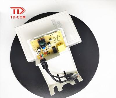 China Miniature CCTV System OEM 48V Poe Shunt Syringe 10/100Mbps 48V To DC12V 2A Waterproof Type for sale