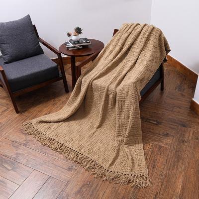 China Custom Anti-Static Sofa Tassel Throw Blanket Nordic Brown Waffle Blanket Acrylic Knitted Other Weighted Blankets for sale