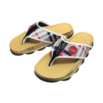 China Damping Customized Cheap Colorful Plaid Logo Vamp All-match Beach Unisex Flip Flops for sale