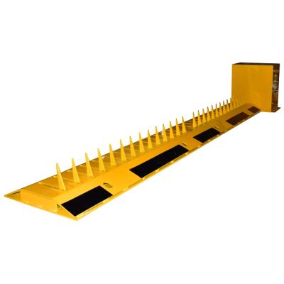 China Thorn spikes vehicle impact tire killer Tyre Spike Barrier PY security Hot Dipped Galvanized for sale