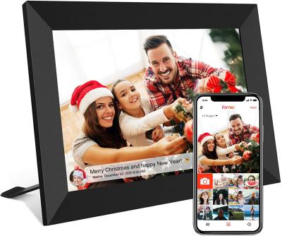 China Clock wifi Digital Picture Frame 7 inch with IPS Touch Screen Auto-rotate Share Photos and Videos via App for sale