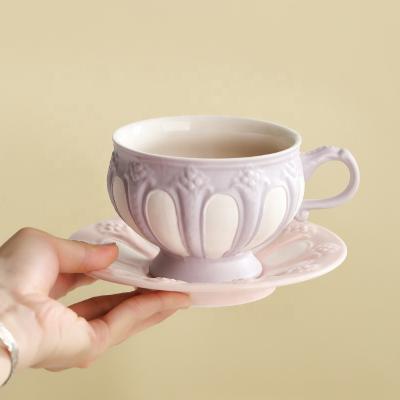 China Retro Customized Viable Style Flowers And Art Deco Good Quality Chinese Afternoon Tea Ceramic Tea Cup And Saucer for sale