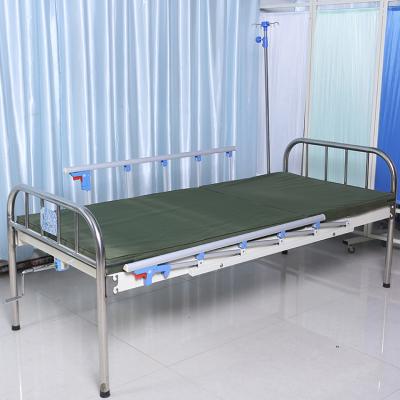 China Manual 1 Basic Patient Function Hospital Clinic Bed Medical Bed Sleeve Price for sale