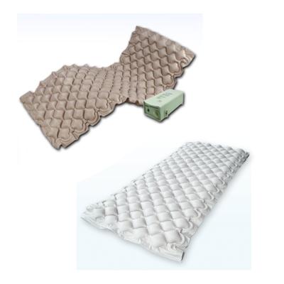 China PVC Foldable Medical Bubble Wave Good Quality Pressure Anti-Decubitus Mattress Bed Alternative Inflatable Air Mattress For Hospital Use for sale