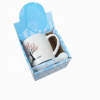 China Sustainable coffee cup sets with lids and spoon for sale