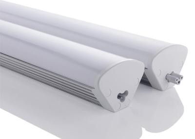 China iluminação conduzida suspendida 1500mm linear de 1200mm com 130LM/W luz do dia, forma do triângulo à venda