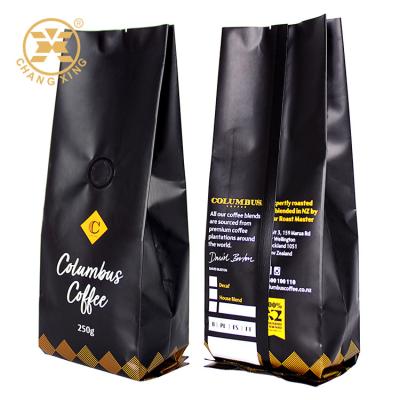 China Bolsas Cafe Custom Matte Coffee Packaging Quad Seal Bag One Way Valve for sale