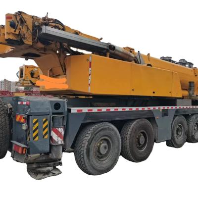 Chine Hauteur maximale de levage 25M Liebherr 250T camion d'occasion grue mobile grue chinoise populaire à vendre