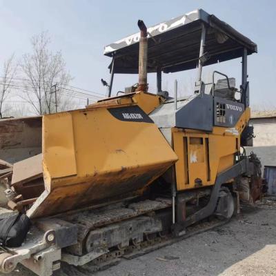 China FPT Engine Used Asphalt Paver VOLV 8820 for Long-Lasting for sale