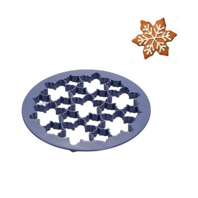 China Sustainable Bakeware Cookie Tools Plastic Snowflake Shape PP Pastry Sandwich Cutter Christmas Cookie Cutters for sale