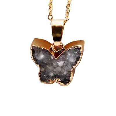 China Fashion Gold Plated Natural Agate Butterfly Pendant Charms Pendant Necklace Jewelry for sale