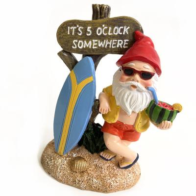 China Hot Selling Statue Sculpture Europe Amazon Resin Dwarf Gnome Decor Figurine Garden Gnomes Resin Home Decoration for sale