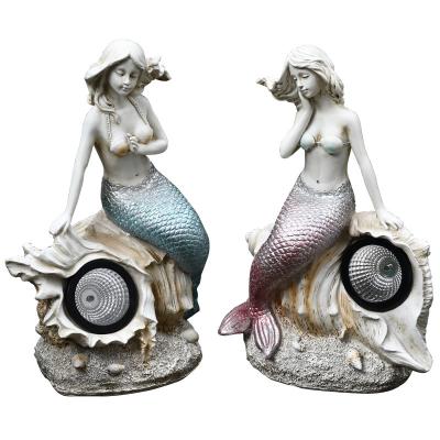 China 2021 Europe Design News Fish Mermaid Figurine Solar Light Sculpture Statues Outdoor Garden Decor for sale