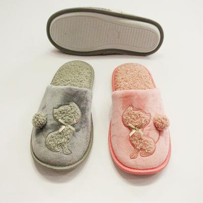 China Women's Fashion Trend Sale Indoor Slippers Cotton Soft Fluffy Warm Fur Home Light Winter Indoor Slippers for sale