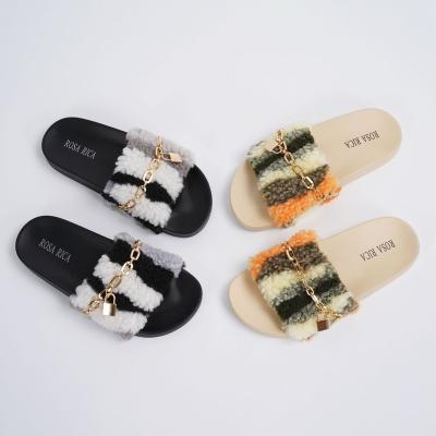 China Other indoor fashion ladies and outdoor thick-soled metal fur chain plush fluffy slippers non-slip non-slip women's slippers for sale