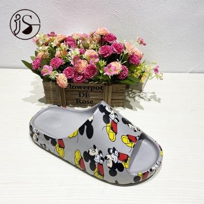 China 2022 fashion trend custom logo and size EVA printing slippers anti slip women new design outdoor beach EVA slippers for sale