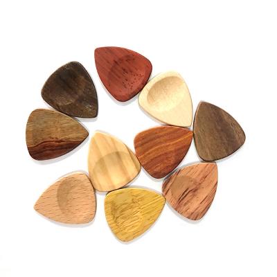 China GUITAR factory wholesale wooden guitar selects all kinds of wooden material heart-shaped selections OEM supported for sale