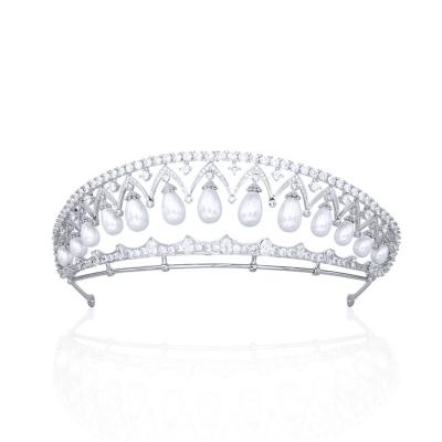 China Women's Vintage Pearl Zircon Crown Classic Lady Crown Bridal Wedding Tiara Wedding Hair Accessories for sale