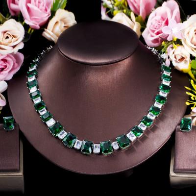 China Hops European and American luxury style religious zircon bridal chain set green necklace earrings wedding dress set for sale