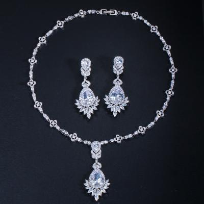 China 2020 Religious New Wedding Dress Bridal Zircon Set Two Piece Jewelry Wedding Jewelry Necklace Earrings Chains for sale