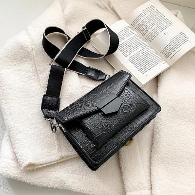 China Fashion small women's mini handbag, retro shoulder bag with wide shoulder strap, style wallet single shoulder bag for sale