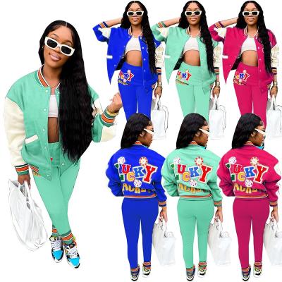 China 2022 fashionable custom anti-pilling fashion for ladies spring crop coats 2 piece panty tracker sets baseball jackets for women for sale