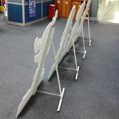 China Easy Iron Install Human Standee Banner Iron Stand Life Size Cutouts Board Stand for sale