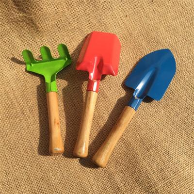 China Safety Gardening Tool Kit Bag Designed For Kids Include Tote Bag Spade Watering Can Rake Fork Trowel for sale