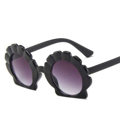 China Fashion Sunglasses New Price Bargain Price Seashell Type Sunglassess Fashion To Girls 2021Toddler Glasses for sale