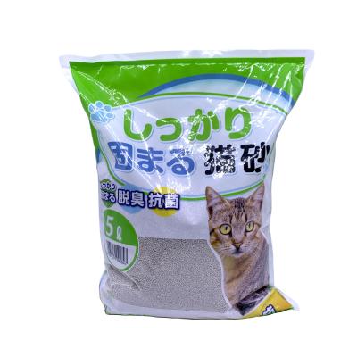 China Stored Carbon Cat Litter Ultra Stronger Clumping Capacity Smell Control Maximum Urine Collection for sale