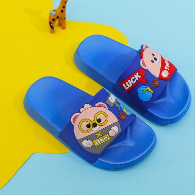 China CUSHIONING New Fashion Cartoon Dinosaur Rainbow Slippers Cute Slide Sandals PVC Home Slippers For Kids Antiskid Shoes for sale