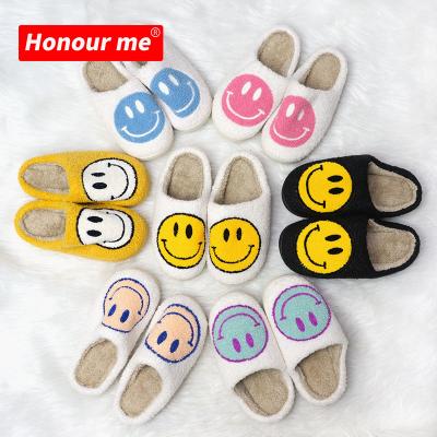 China 2021 Fashion New Fashion Smile Slipper Hot Selling Style Fur Slides for Smile Women Wholesale New Arrival Fake Face Slippers Happy Face Women Shoes for sale