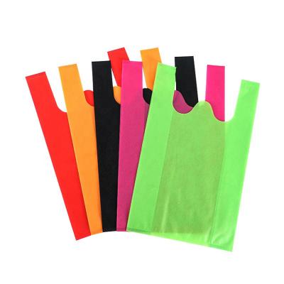 China 100% Professionally Made Eco-friendly Grocery Shopping Tote Shopping Non Woven Custom Printed T-shirt Bags for sale