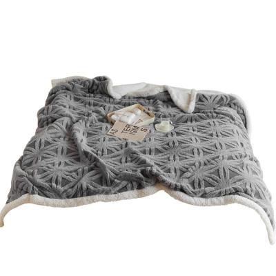 China PORTABLE the popular fine quality knitted jacquard sherpa baby blanket for sale