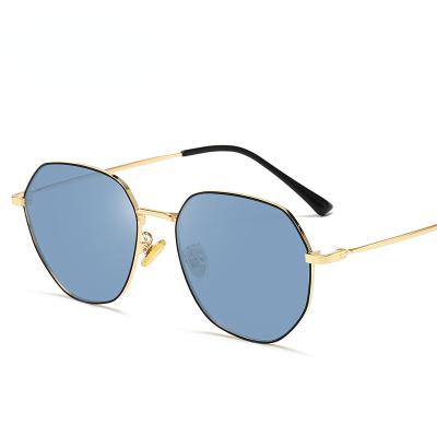 China Fashion Sunglasses 2021 Retro Round Frame Color Changing Metal Titanium Glass Unisex Polarized Sunglasses for sale