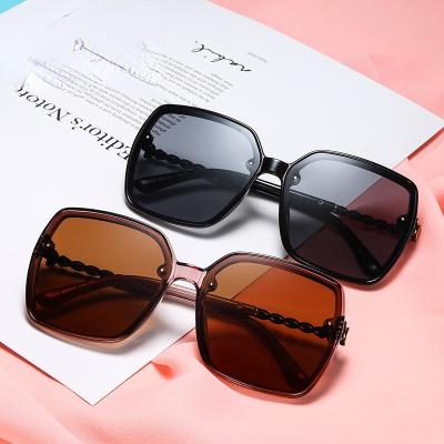 China Square Sunglasses 2021 Fashion Sun Glasses Ombre Shade Color Women Sunglasses for sale