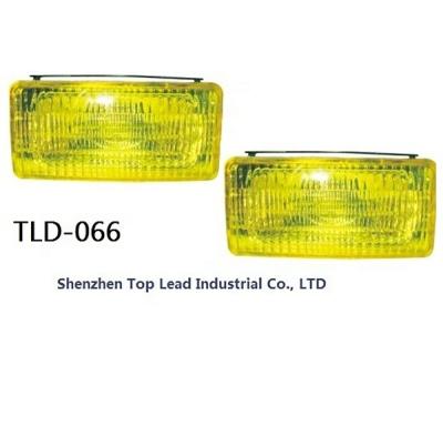 China DC12V/24V Yellow Fog Lights For Car Use Universal à venda