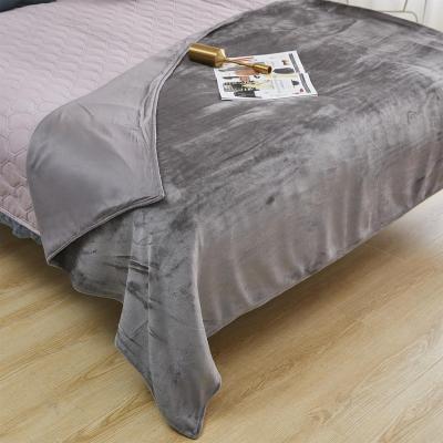 China Solid Color Flannel Bamboo Fiber Duvet Cover Anti-Static Weighted Blanket Winter Thick Skin-Friendly for sale