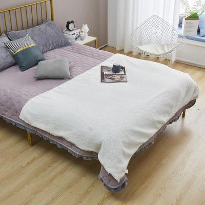 China High quality anti-static household goods, crystal velvet and lambswool comforter, plus covering warmth and softness for sale