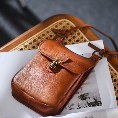 China 2022 New PORTABLE Solid Color Leather Women's Solid Color Soft Color Leather Messenger Goods Contrast PORTABLE Shoulder Bags for sale