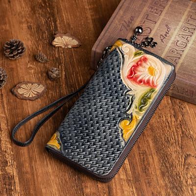 China Portable waterproof 2022 Black Friday best selling gift wallet handmade multi slot clip women's long luxury leather wallet for sale